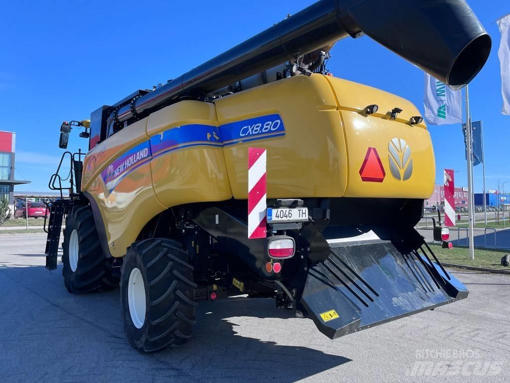 New Holland CX 8.80 聯合收穫機
