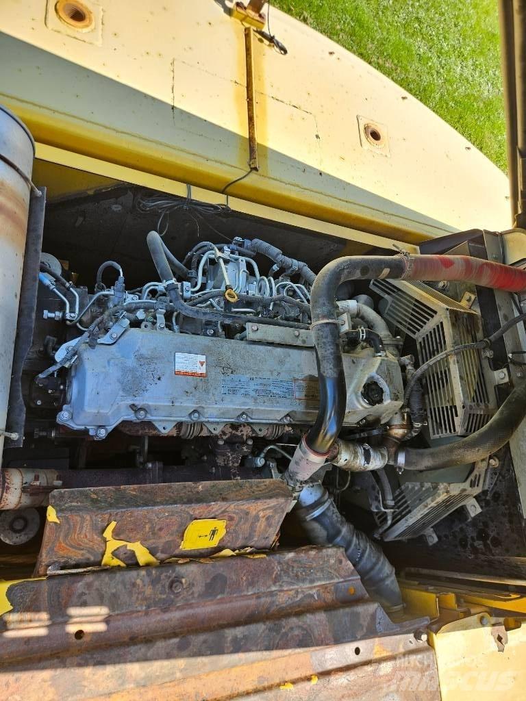 New Holland E 385 B 履帶式 挖土機/掘鑿機/挖掘機