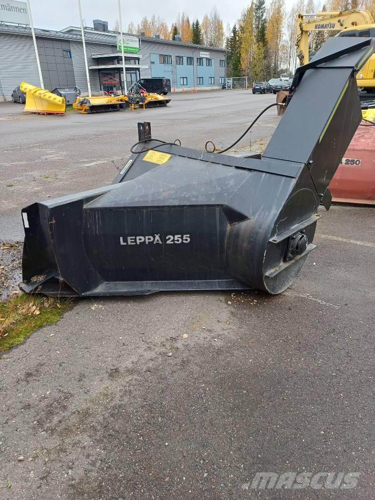 Leppä Leppä 255 掃雪機