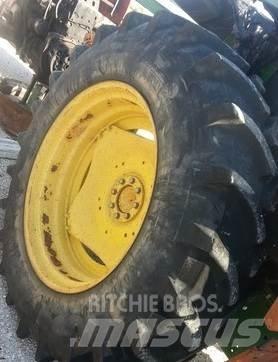  Pneus 460/85R38 輪胎、車輪和輪圈
