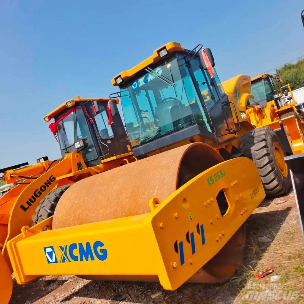 XCMG XS263J 單輪滾壓機