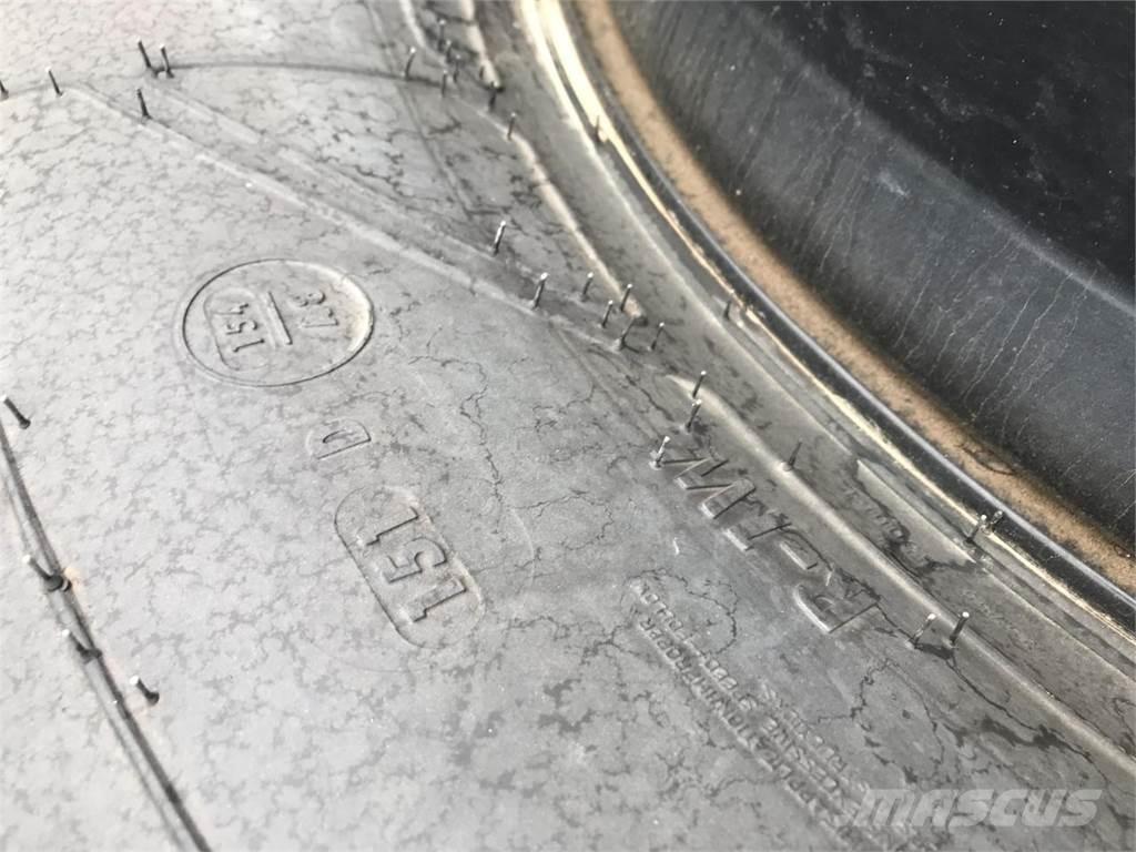 Mitas 600/65R34 輪胎、車輪和輪圈