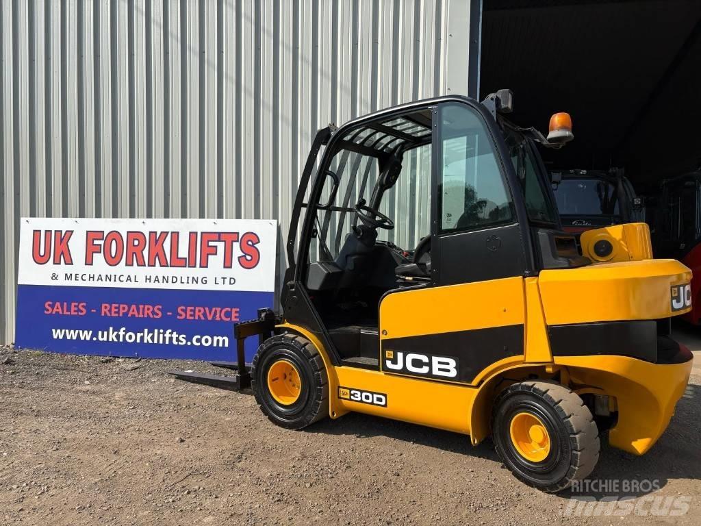 JCB TLT 30 D 伸縮臂操作車