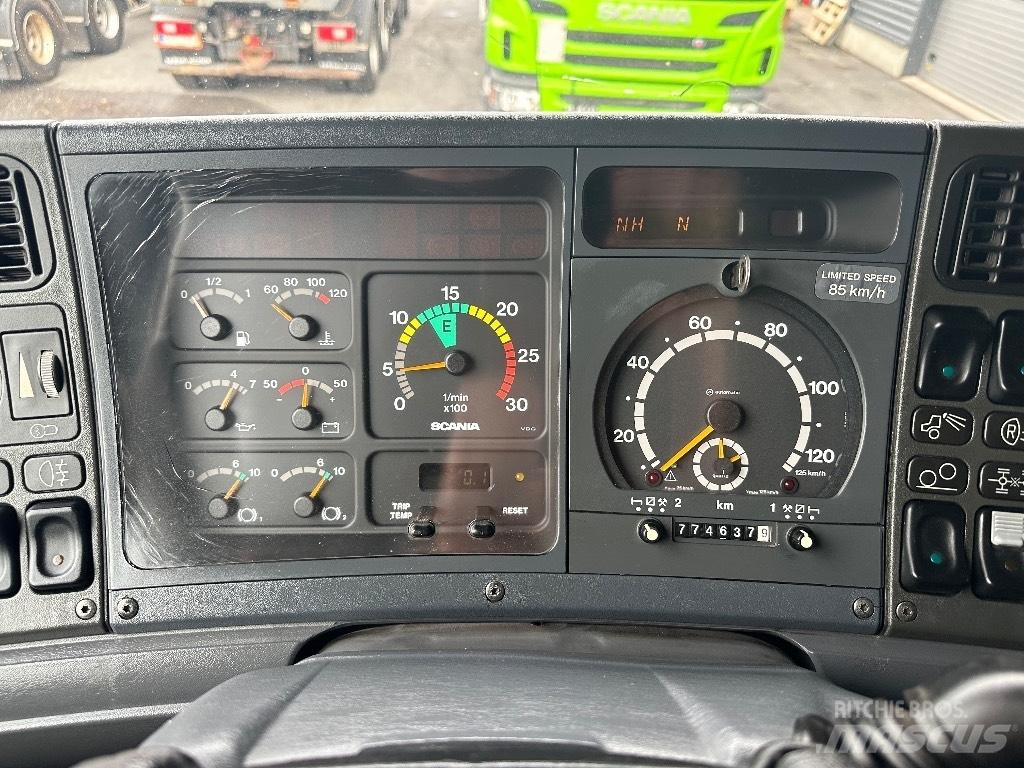 Scania R144 530 6X4 傾卸式卡車
