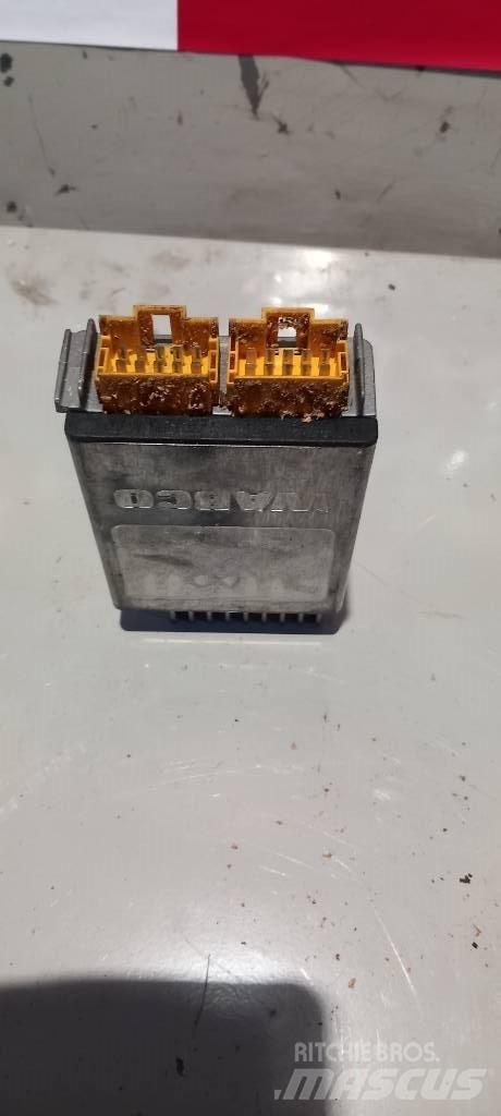 MAN TGA.  81258117010 電子設備