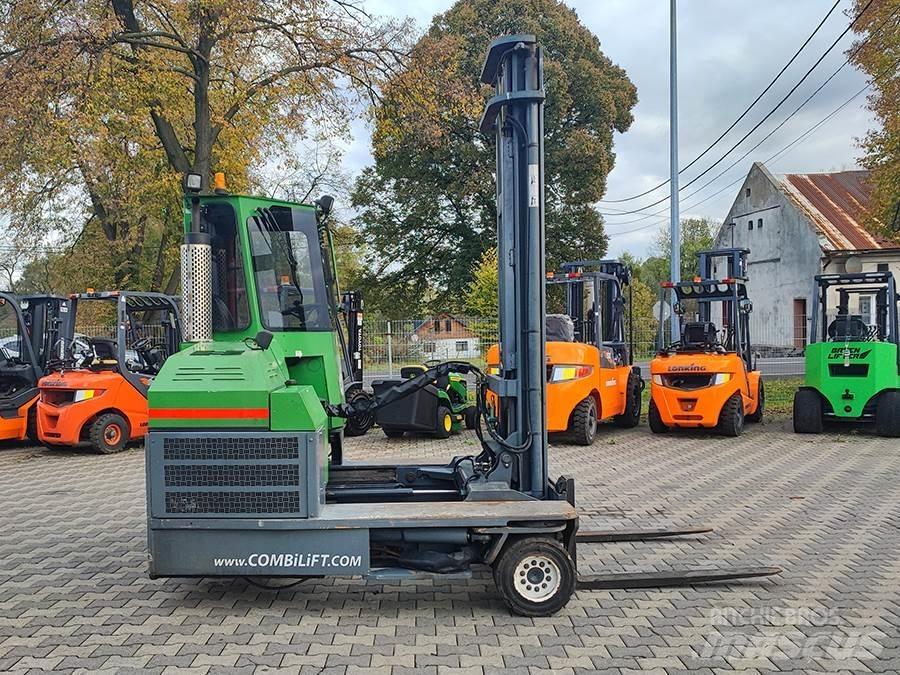 Combilift C4000 四向前伸式堆高機(叉車)