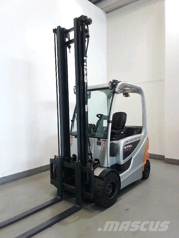 Still RX 60-30 電動堆高機