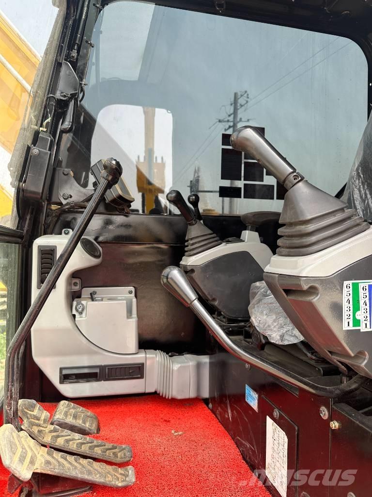 CAT 307E2 中型挖土機/掘鑿機/挖掘機 7t-12t