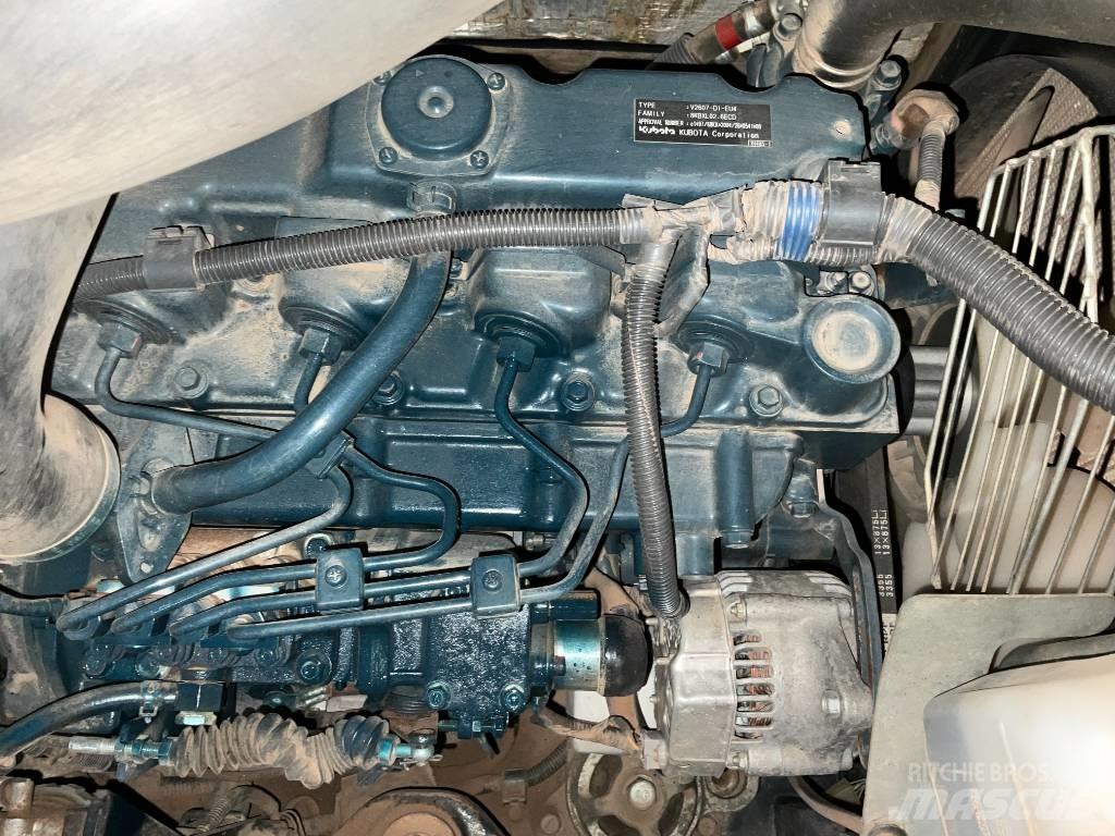 Kubota R 065 輪胎式裝載機
