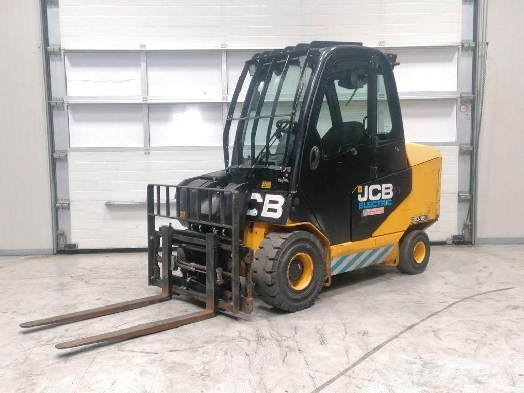 JCB TLT30-19E 伸縮臂操作車