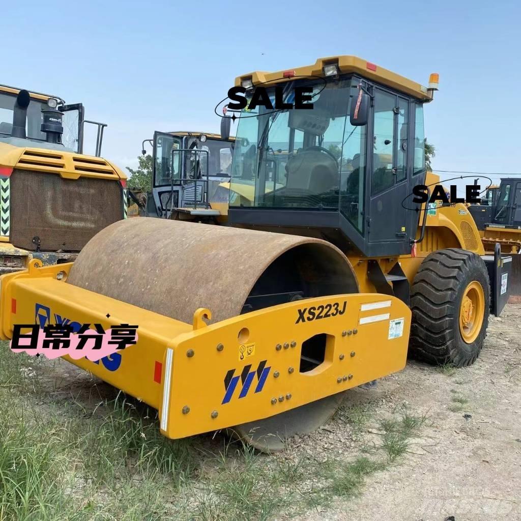 XCMG XS 223 J 單輪滾壓機