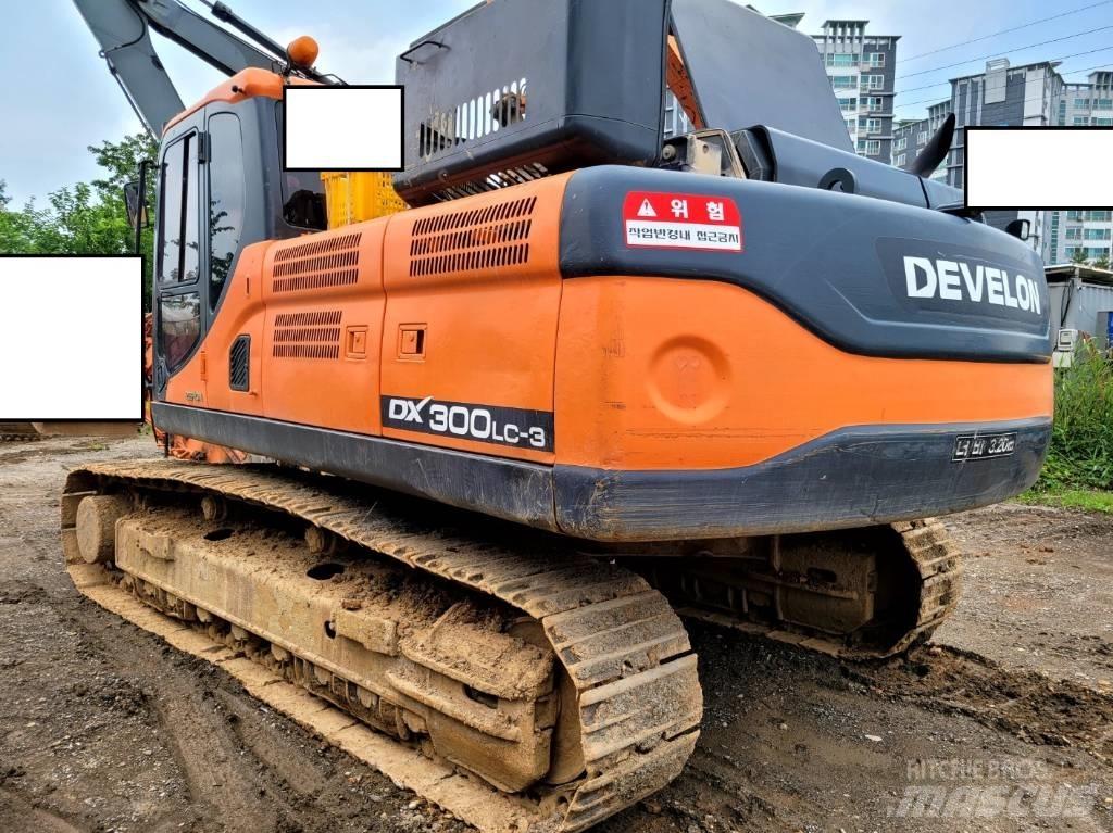 Doosan DX 300 LCA 履帶式 挖土機/掘鑿機/挖掘機
