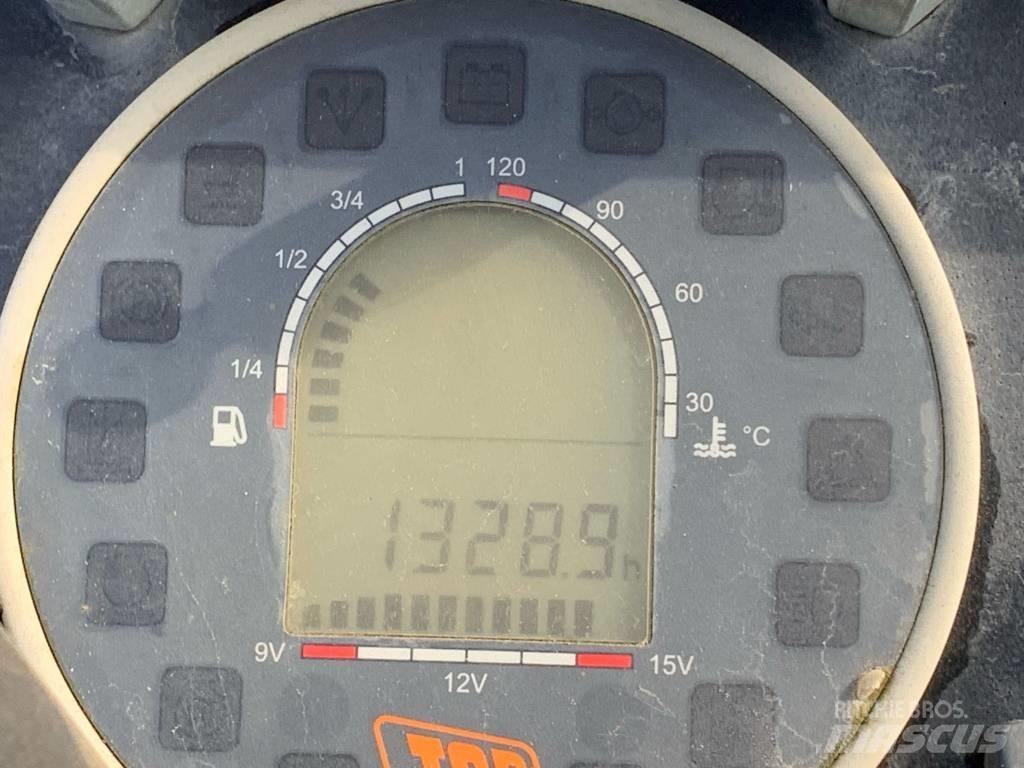 JCB VMT 260 雙輪滾壓機