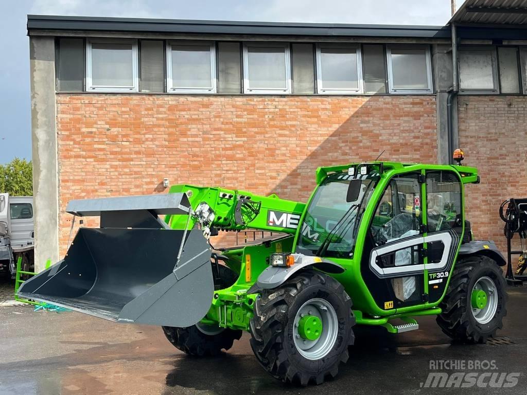 Merlo 30.9 伸縮臂操作車