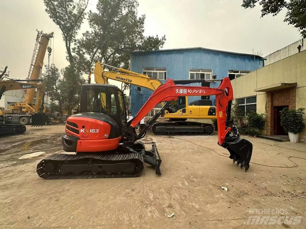 Kubota KX163 小型挖土機/掘鑿機<7t(小型挖掘機)