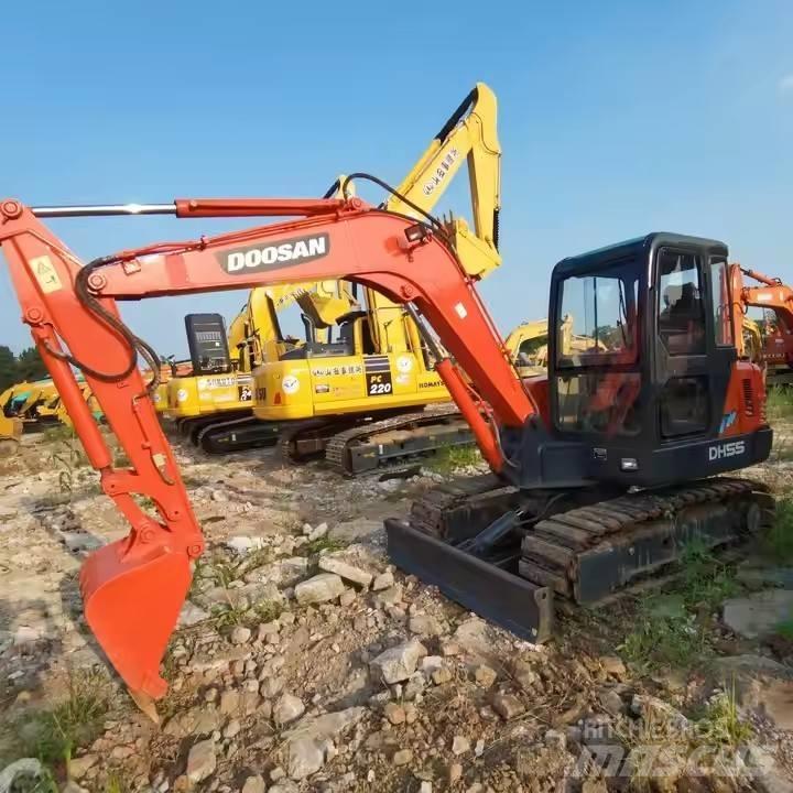 Doosan DH55 小型挖土機/掘鑿機<7t(小型挖掘機)