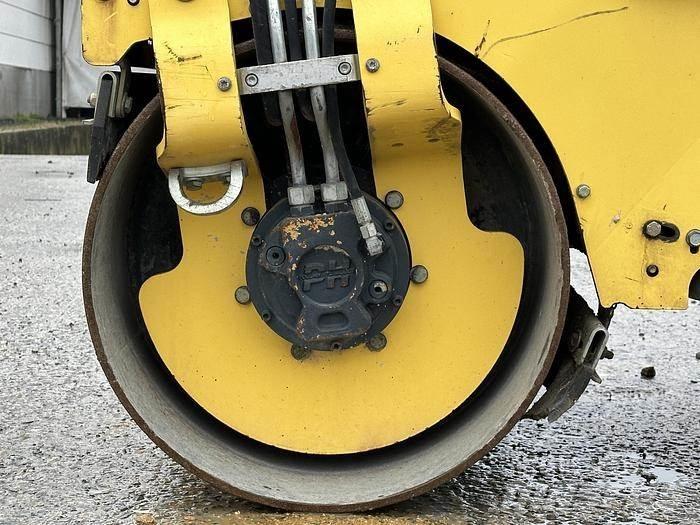 Bomag BW 80 AD-5 雙輪滾壓機