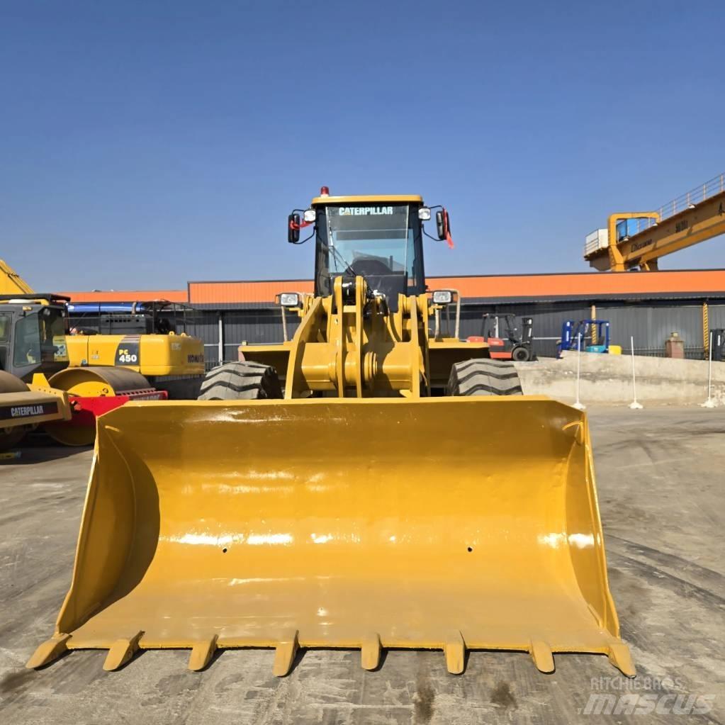 CAT 966 H 輪胎式裝載機