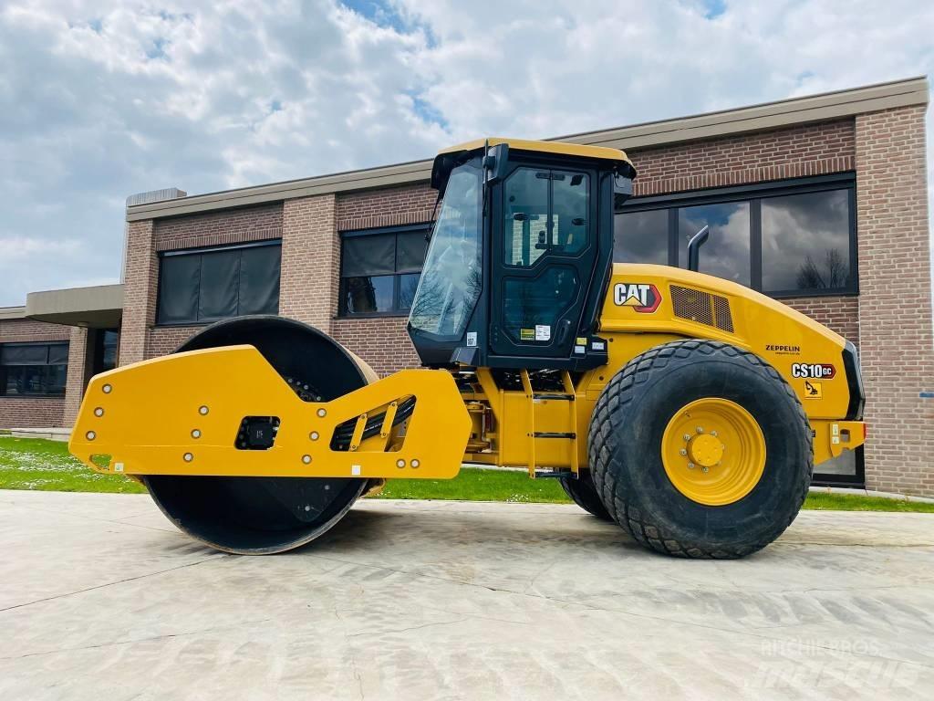 CAT CS 10 GC 單輪滾壓機