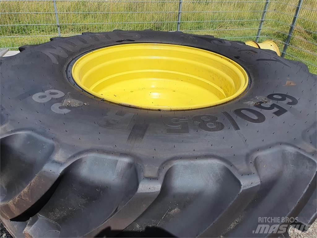 Mitas 650/85R38 x2 輪胎、車輪和輪圈