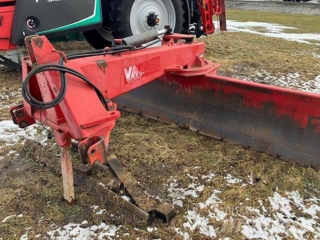 VM 300 JH 刮路機