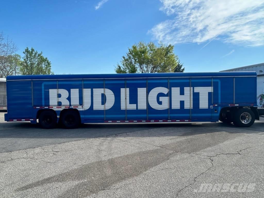 Mickey 22 Bay 飲料拖車