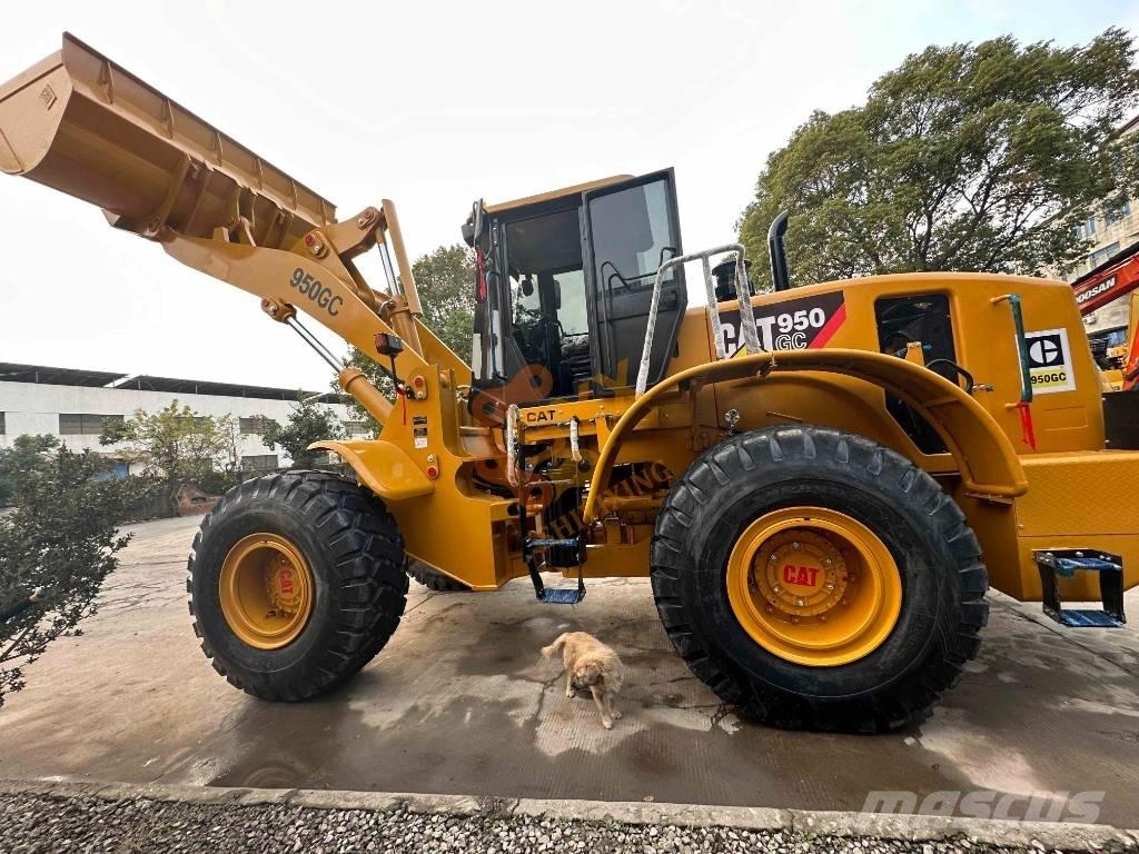 CAT 950 GC 輪胎式裝載機