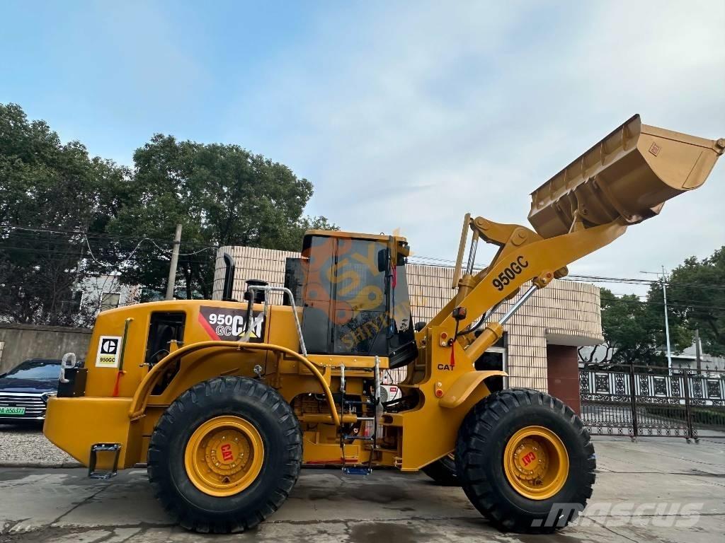 CAT 950 GC 輪胎式裝載機