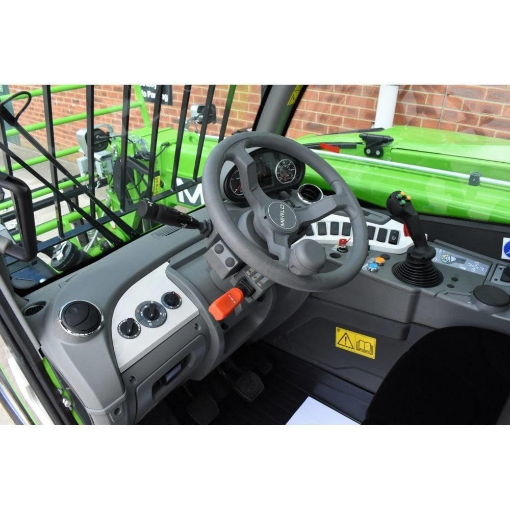 Merlo P 27.6 Plus 伸縮臂操作車