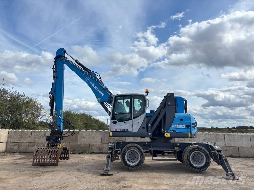 Fuchs MHL 250 廢棄物/工業用操作車