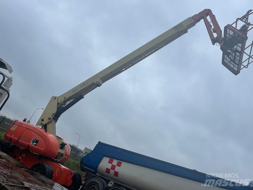 JLG 860 SJ 伸縮臂高空作業車