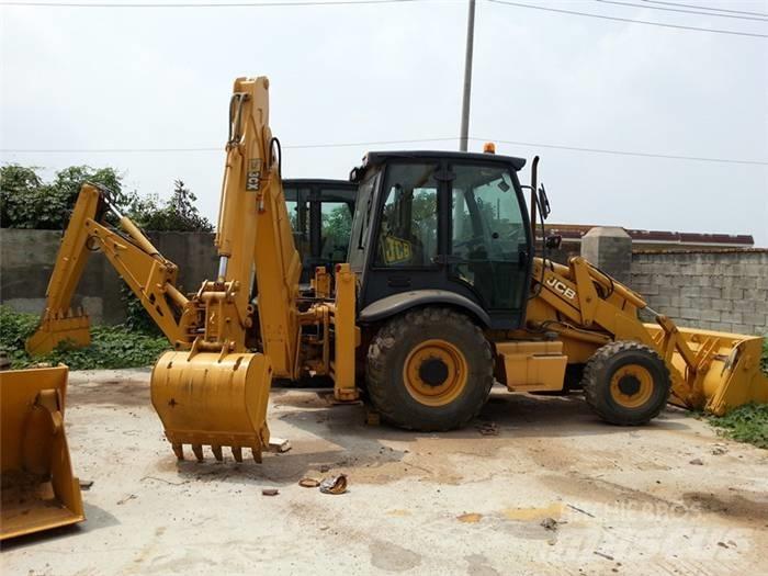 JCB 3 CX 反鏟裝載機