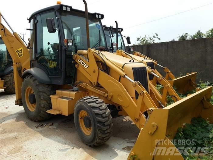 JCB 3 CX 反鏟裝載機