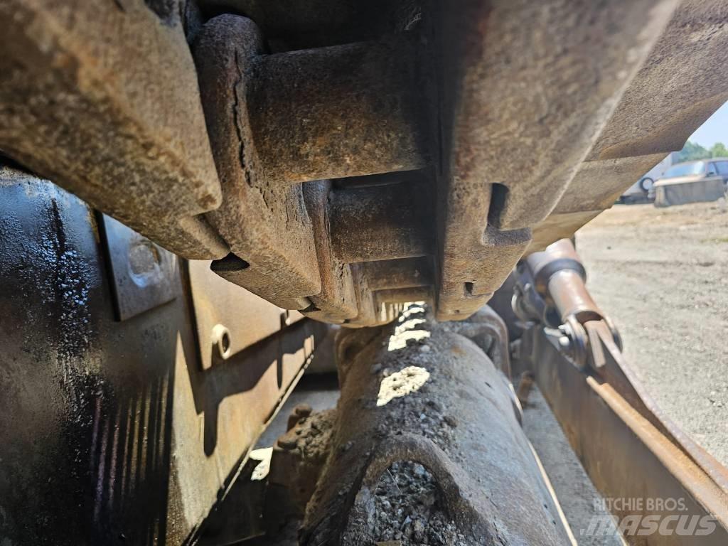 CAT D8L 履帶推土機
