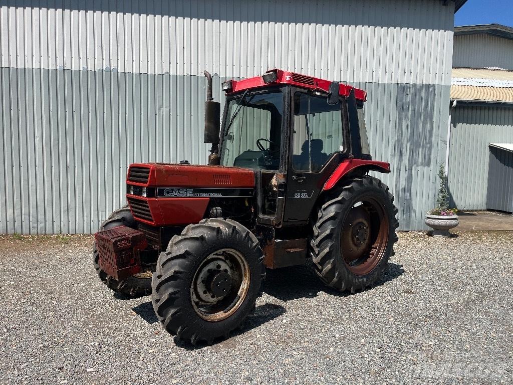 Case IH 685 XL 曳引機