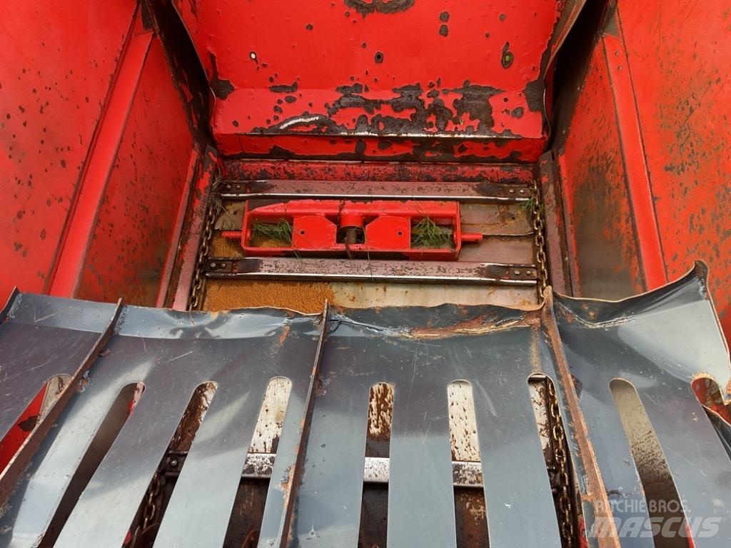 Kuhn Primor 3570 M 倉儲卸載設備