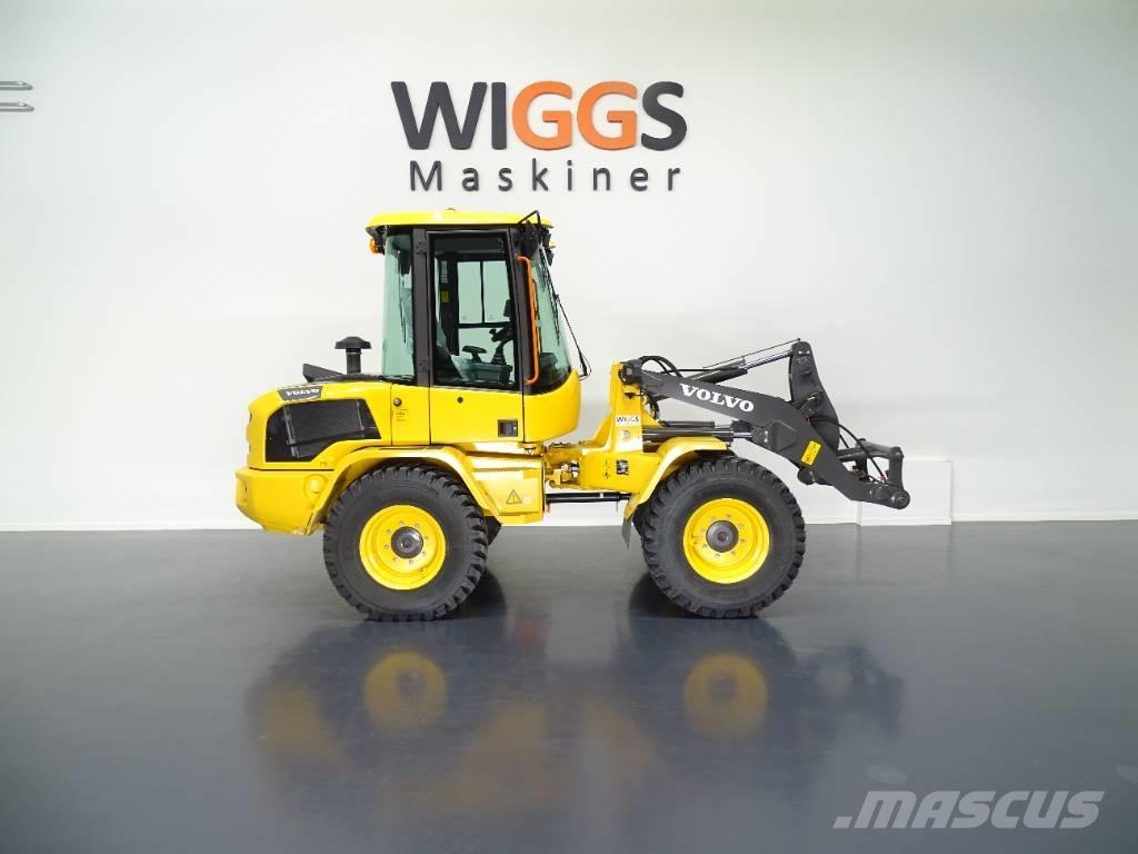 Volvo L30 HS 輪胎式裝載機