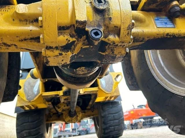 Weidemann 2070CX50 輪胎式裝載機