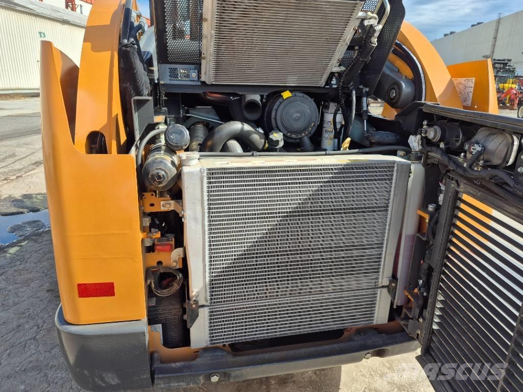 CASE 2V280B 滑移轉向裝載機