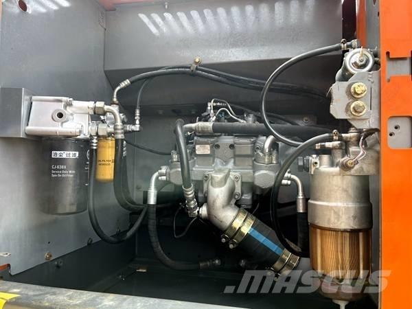 Hitachi zx240 履帶式 挖土機/掘鑿機/挖掘機