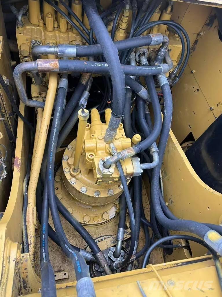 CAT 320 D 履帶式 挖土機/掘鑿機/挖掘機