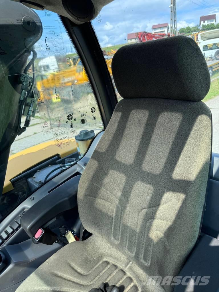 Mecalac 8 MCR 中型挖土機/掘鑿機/挖掘機 7t-12t