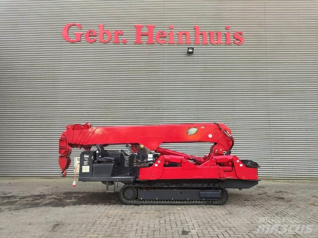 Unic URW 706 CDE 履帶式起重機