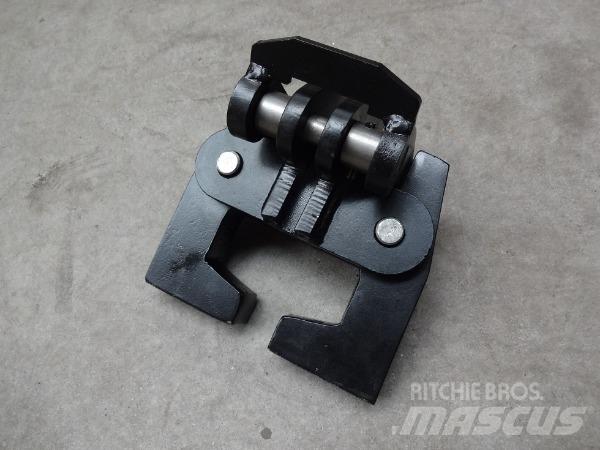  Rail Pulling 鐵路維護