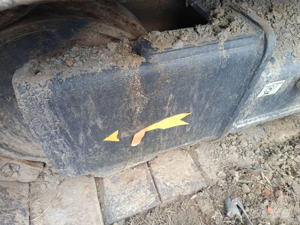 Volvo EC 210 B 履帶式 挖土機/掘鑿機/挖掘機