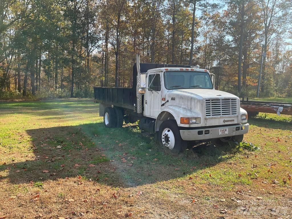 International 4900 傾卸式卡車