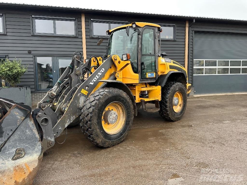 Volvo L45G 輪胎式裝載機