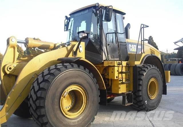 CAT 966F 輪胎式裝載機