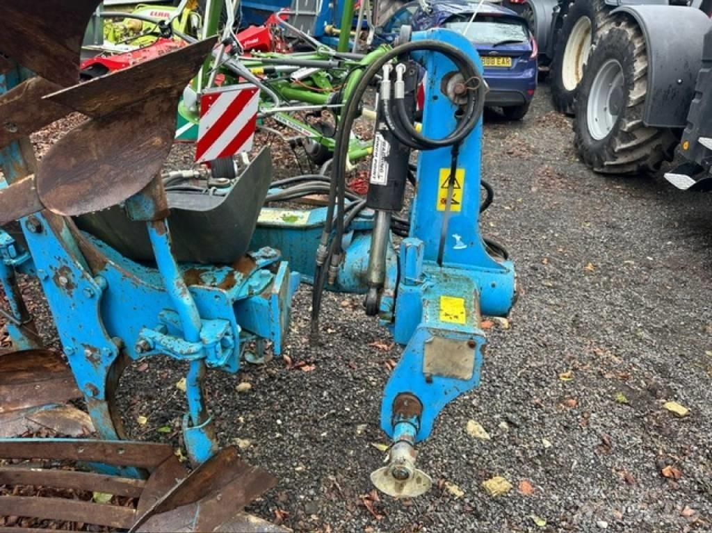 Lemken Opal 120 傳統犁