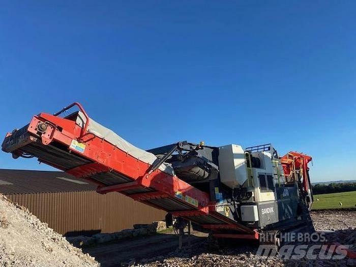 Sandvik QJ241 破碎機
